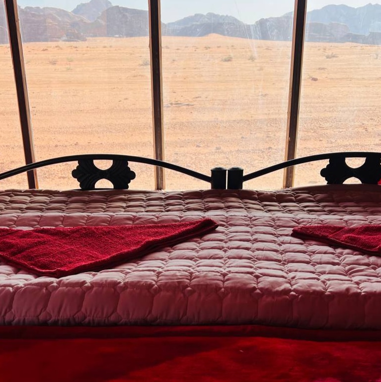 Chilling with a beautiful view Wadi Rum